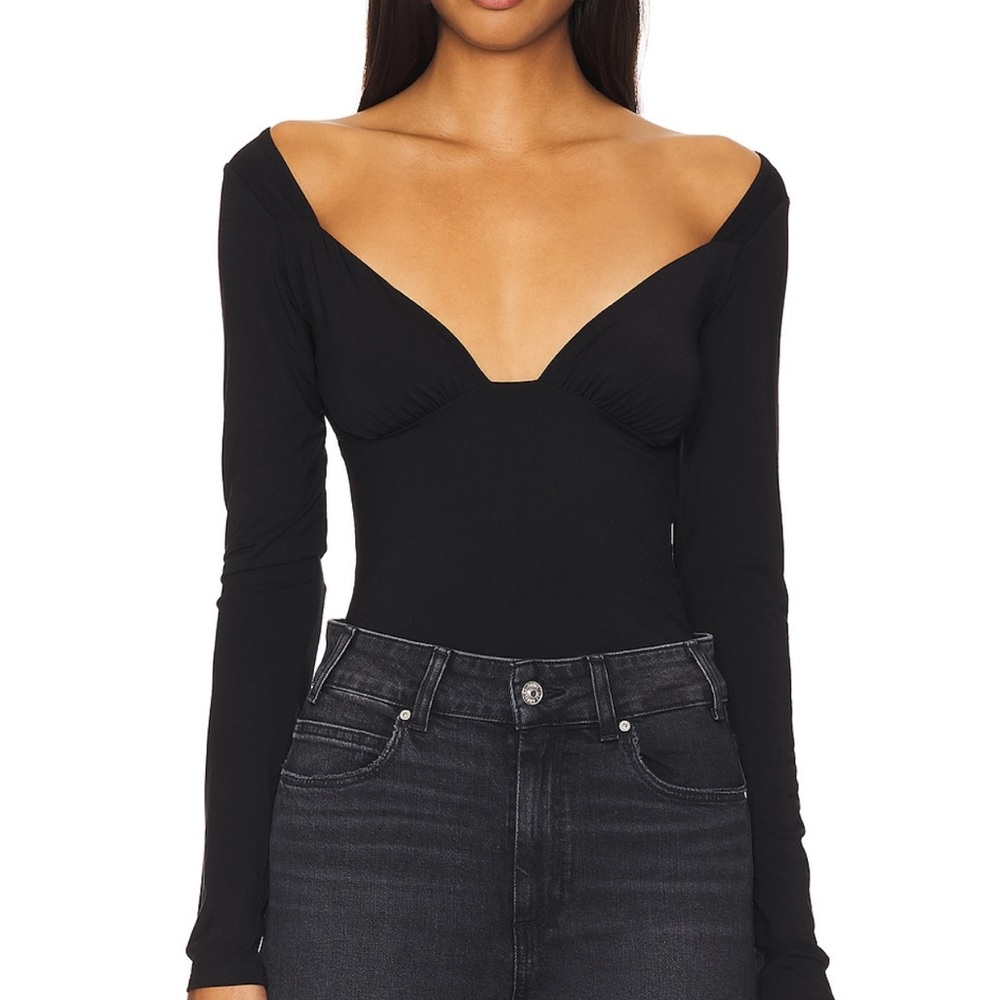 The line by K oison top NWOT